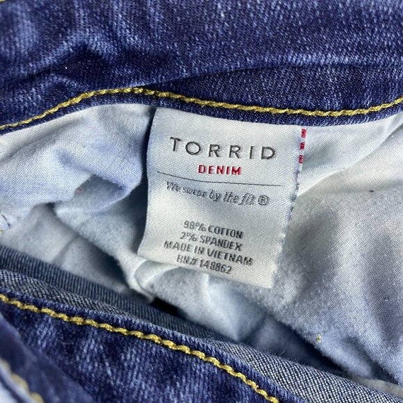 Torrid Boyfriend Straight Premium Stretch Mid-Rise Jeans Women's 20S Distressed - Picture 8 of 14